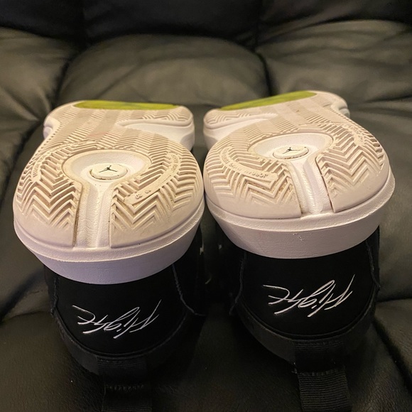 Jordan Jumpman 2020 Sneakers - Picture 5 of 6